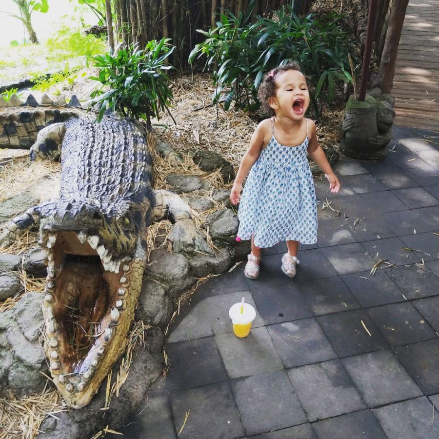 Baby Miles Chrissy Teigen and John Legend,Chrissy Teigen,John Legend,Safari Park,Chrissy Teigen and John Legend pics,Chrissy Teigen and John Legend images,Chrissy Teigen and John Legend stills