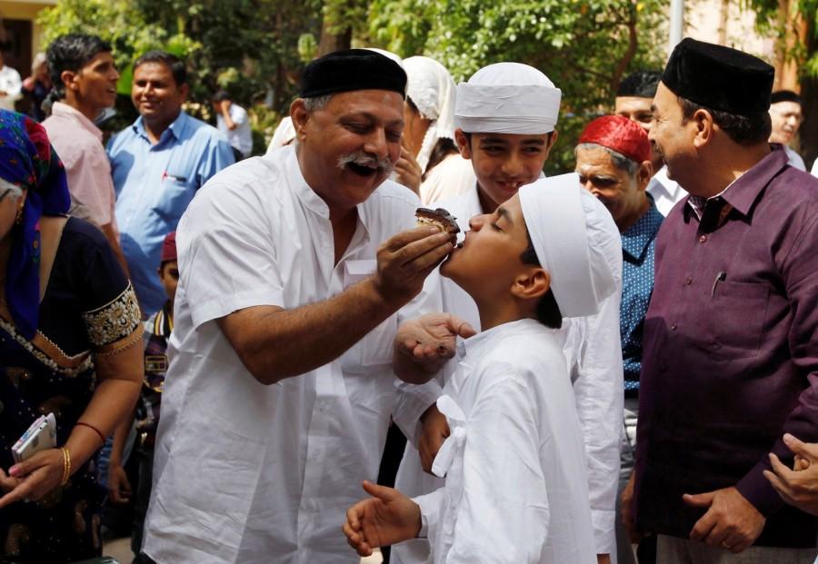 Parsi New Year 2018 greetings Navroz,navroz mubarak,parsi new year,parsi new year festival 2017,parsi new year wishes,pateti greetings,pateti parsi new year 2017 date,pateti parsi new year festival,Parsi New Year quotes,Parsi New Year wishes,Parsi New Year greetings