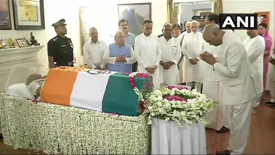 Atal Bihari Vajpayee Funeral Modi Sonia Gandhi Ram Nath Kovind Mk Stalin And Others Pay 