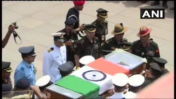 Atal Bihari Vajpayee,Atal Bihari Vajpayee death,Atal Bihari Vajpayee mortal,Vajpayee mortal,BJP headquarters,Modi,Narendra Modi