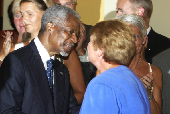 Kofi Annan with Kjell Magne Bondevik Kofi Annan,Kofi Annan dead,Kofi Annan passes away at 80,Kofi Annan United Nations,Kofi Annan rare pics,Kofi Annan rare images,Kofi Annan rare stills,Kofi Annan rare pictures,Kofi Annan rare photos