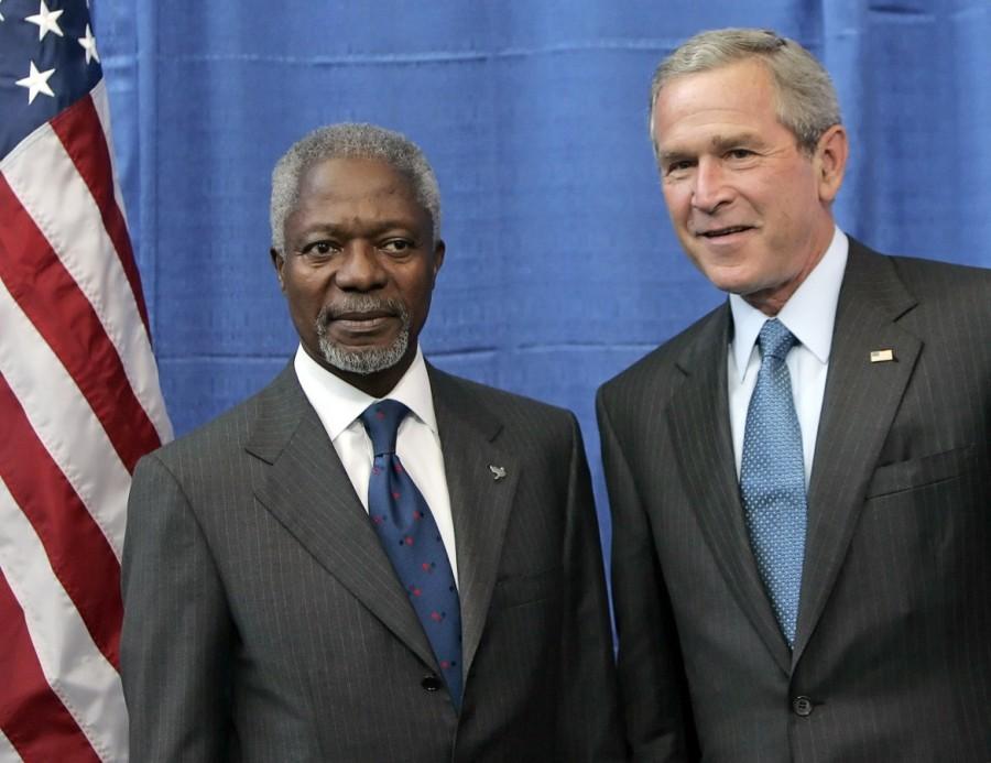 Kofi Annan with George W. Bush Kofi Annan,Kofi Annan dead,Kofi Annan passes away at 80,Kofi Annan United Nations,Kofi Annan rare pics,Kofi Annan rare images,Kofi Annan rare stills,Kofi Annan rare pictures,Kofi Annan rare photos