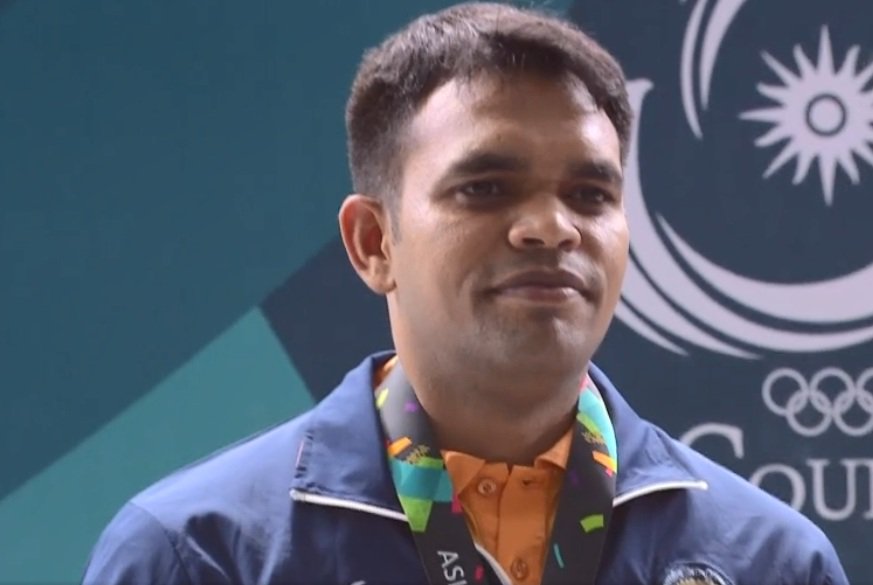 Deepak Kumar strikes silver in 10m Air Rifle Asian Games 2018,Deepak Kumar,Deepak Kumar wins silver,Shooter Deepak Kumar,10m Air Rifle