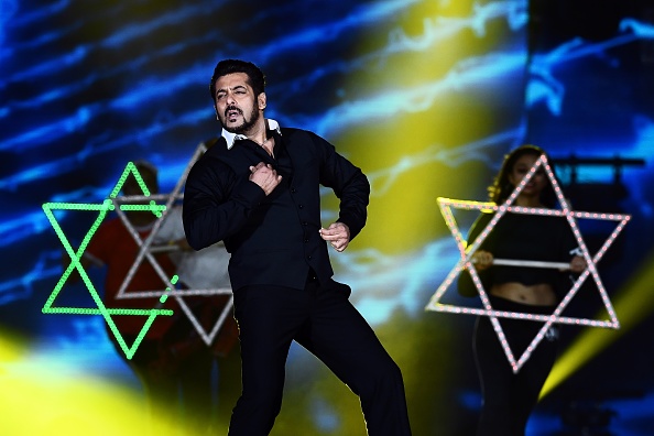Salman Khan Akshay Kumar,Salman Khan,Forbes' highest paid actors 2018,Forbes' highest paid actors,highest paid actors 2018,highest paid actors
