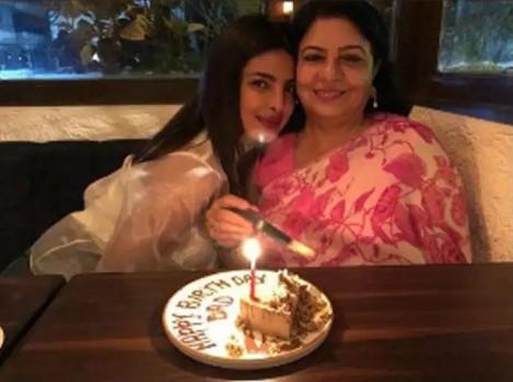 Priyanka Chopra celebrates Ashok Chopra's birthday with mom Madhu