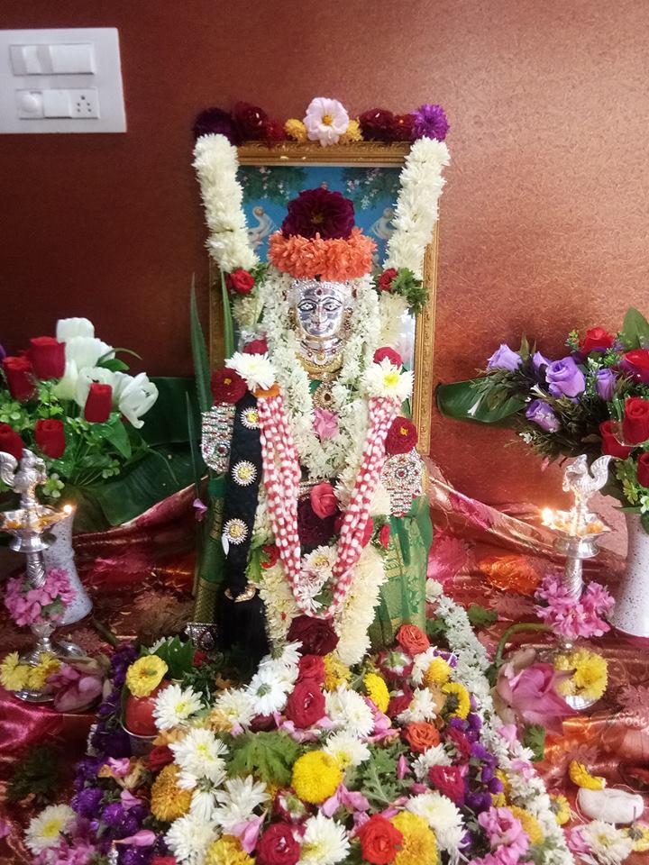 Varamahalakshmi decoration pics Happy Varamahalakshmi festival 2018,Happy Varamahalakshmi festival,Varamahalakshmi festival 2018,Varamahalakshmi festival,goddess Lakshmi,Lakshmi god Decorated,Varamahalakshmi decoration,Varamahalakshmi decoration pics,Varamahalakshmi decoration images