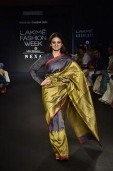Rasika Duggal walks the ramp for Gunjan Jain