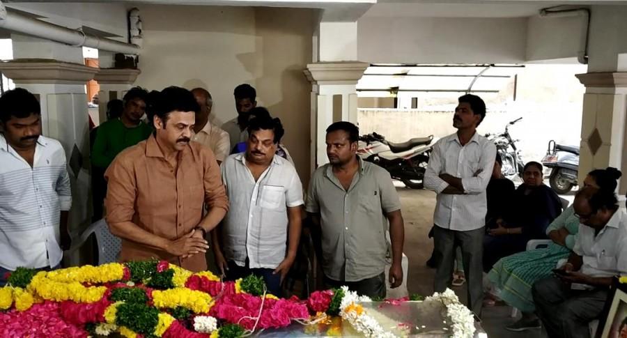 Victory Venkatesh Mahesh Babu,Victory Venkatesh,Manchu Manoj,B Jaya,director B Jaya,Director B Jaya passed away,B Jaya dead,B Jaya died