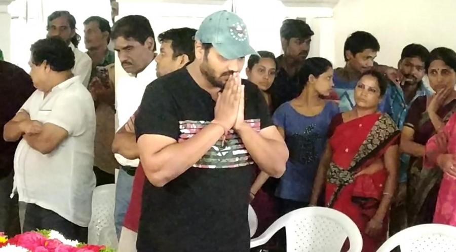 Manchu Manoj Mahesh Babu,Victory Venkatesh,Manchu Manoj,B Jaya,director B Jaya,Director B Jaya passed away,B Jaya dead,B Jaya died