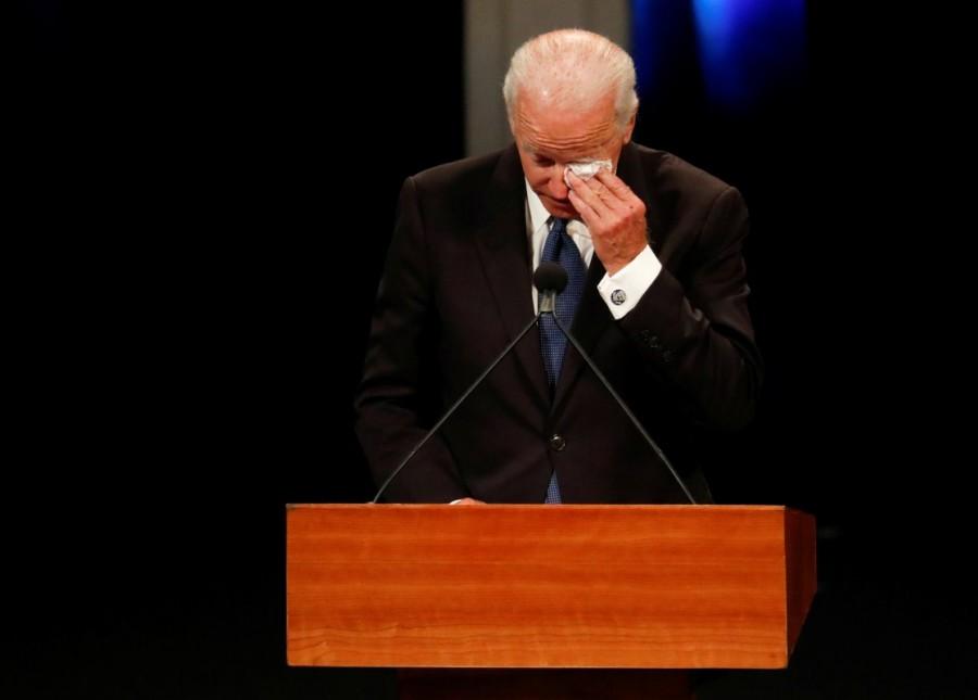 Former Vice President Joe Biden wipes a tear Honoring John McCain,Honoring for John McCain,John McCain,US senator John McCain,John McCain dead,John McCain memorial,John McCain memorial pics,John McCain memorial images,John McCain memorial stills,John McCain memorial pictures,John McCain memorial pho