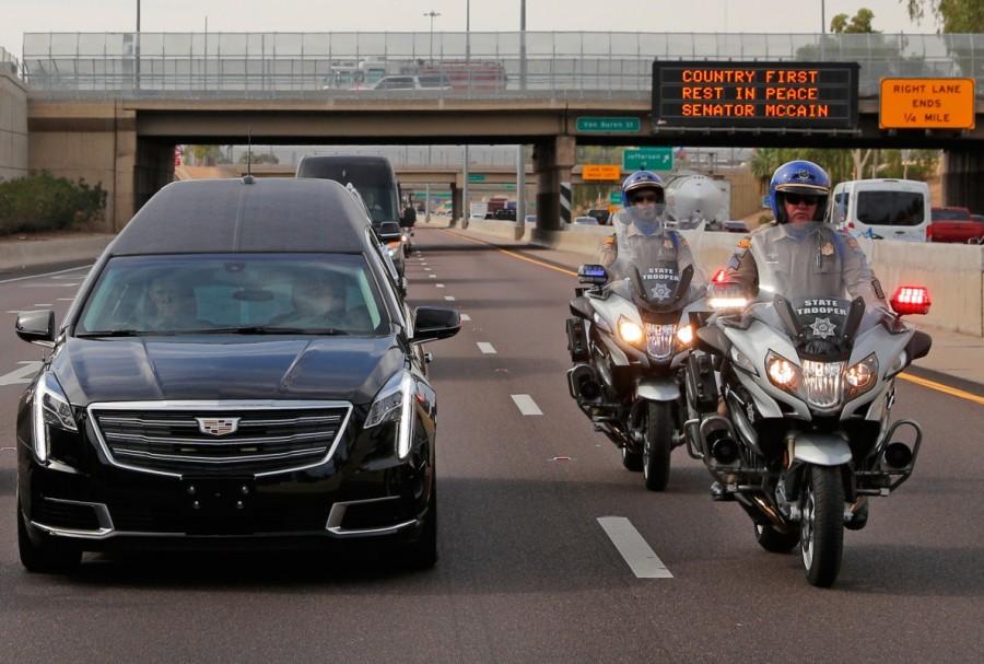 Motorcade carries the casket of Senator John McCain Honoring John McCain,Honoring for John McCain,John McCain,US senator John McCain,John McCain dead,John McCain memorial,John McCain memorial pics,John McCain memorial images,John McCain memorial stills,John McCain memorial pictures,John McCain memorial pho