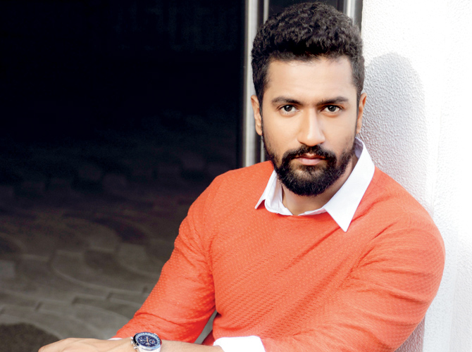 Vicky Kaushal – Sanju Irrfan Khan,Rajkummar Rao,Vicky Kaushal,Pankaj Tripathi,Deepak Dobriyal