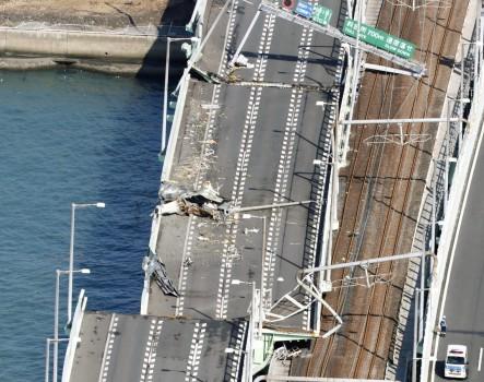 A bridge connecting Kansai airport, damaged by Typhoon Jebi