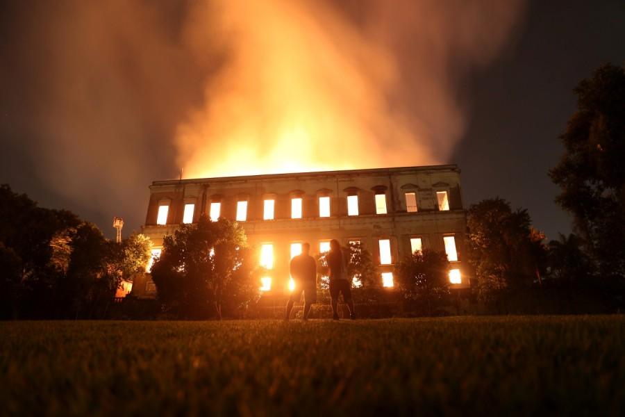 Massive fire destroys Brazil's national museum National Museum,Brazil National Museum,fire destroys national museum,200-year-old National Museum,Rio de Janeiro