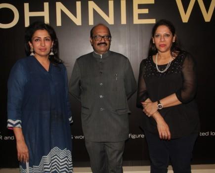Bhavna Talwar, Amar Singh and Dr. Sangeeta Seetharaman at a party hosted by Amar Singh for the 50th birthday of Mrs. Sangeeta Seetharaman at TLD Bar, Indian Bulls Finance Centre, Lower Parel