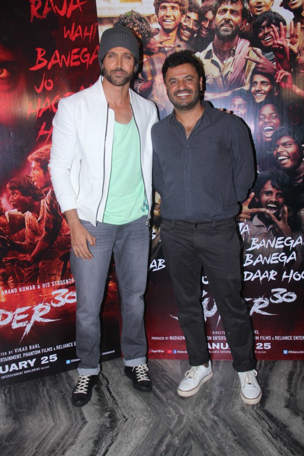 Hrithik with Vikas Bahl Mrunal Thakur,Sajid Nadiadwala,Wardha Nadiadwala,Vikas Bahl,Ajay-Atul,Aditya Srivastava,Virendra Saxena,Amit Sadh,Hrithik Roshan,Super 30 wrap up party,Super 30 wrap party,celebs at Super 30 wrap party