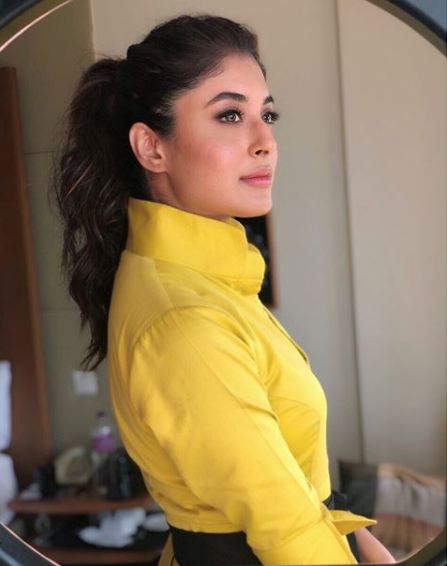 Kritika Kamra Mouni Roy,Kritika Kamra,Deepika Kakar,Kritika Kamra,Mrunal Thakur,Television actresses,Television actresses in Bollywood movies