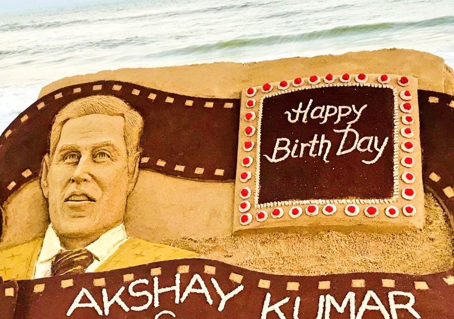 Sudarsan Pattnaik dedicates sand sculpture to Akshay Kumar Sudarsan Pattnaik wishes Akshay Kumar,Akshay Kumar,Sudarsan Pattnaik,Akshay Kumar sand sculpture,Akshay Kumar sand sculpture pics,Akshay Kumar sand sculpture images,Akshay Kumar sand sculpture stills,Akshay Kumar sand sculpture pictures,Akshay Kumar sand
