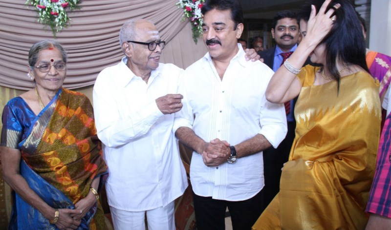 K Balachander and Kamal Haasan Kamal Haasan and K Balachander Rare and Unseen Pics,Kamal Haasan and K Balachander,Kamal Haasan,K Balachander,kamal haasan uttama villain,uthama villain,uthama villain review,uthama villain movie pics,uthama villain images,uthama villain photos,kamal hass