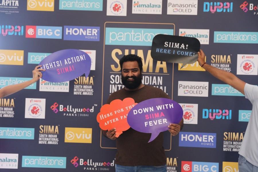 Kaala Bhairava Radikaa Sarathkumar,SJ Surya,Vikram,SS Rajamouli,SIIMA 2018,SIIMA 2018 award ceremony,SIIMA 2018 pics,SIIMA 2018 images,SIIMA 2018 stills,SIIMA 2018 pictures,SIIMA 2018 photos