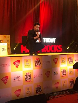 Tiger Shroff sets the stage on fire with his silken dance moves India Today Mind Rocks 2018,Tiger Shroff at India Today Mind Rocks 2018,Tiger Shroff,Tiger Shroff groovy dance steps,Tiger Shroff pics,Tiger Shroff images,Tiger Shroff stills,Tiger Shroff pictures,Tiger Shroff photos